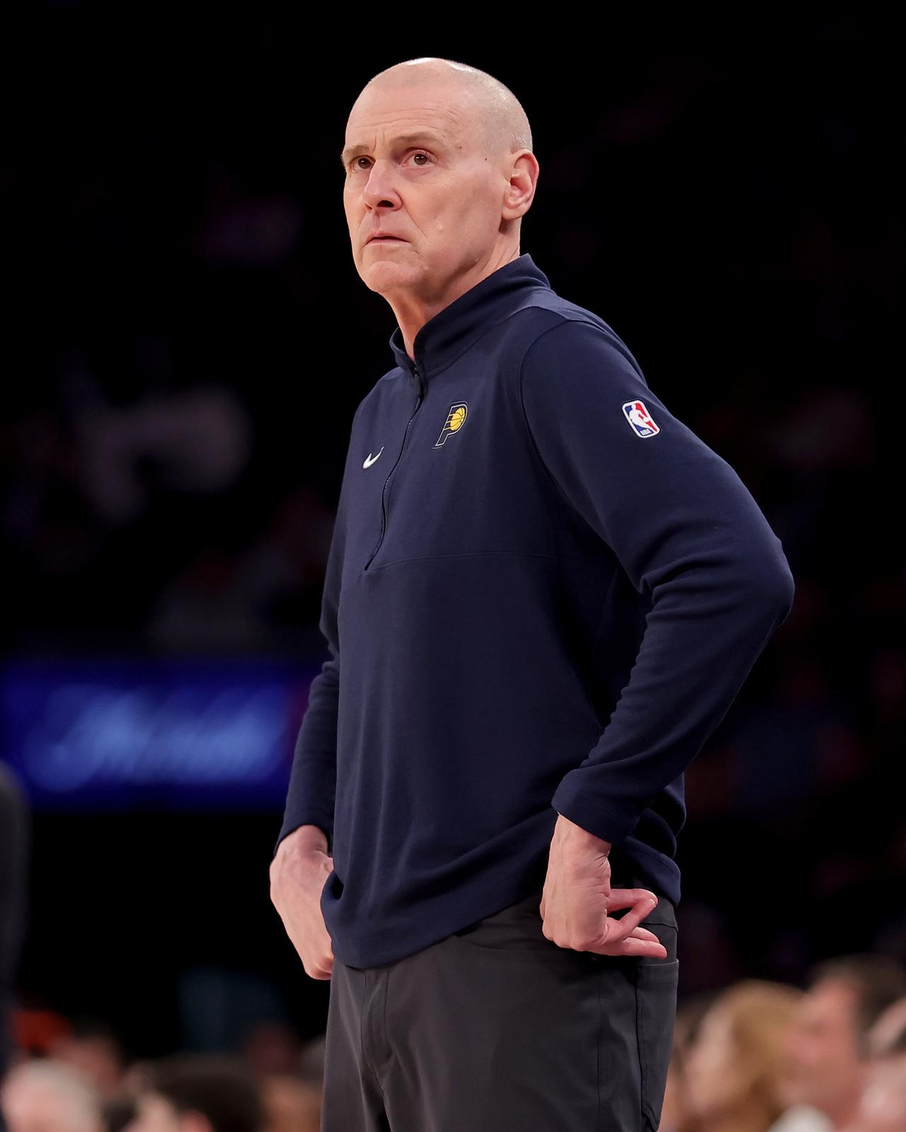 中欧体育-关键时刻布鲁克林篮网队长鼓劲——法国杯节点到来，质疑声仍在，年轻球员得到机会的简单介绍