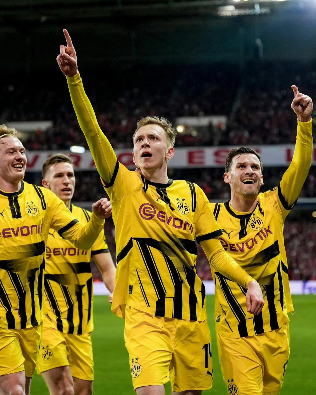 中欧体育赛事-欧冠倒计时；多特蒙德今晚篮板制胜；细节引发关注；赛场秩序良好；细节决定成败的简单介绍